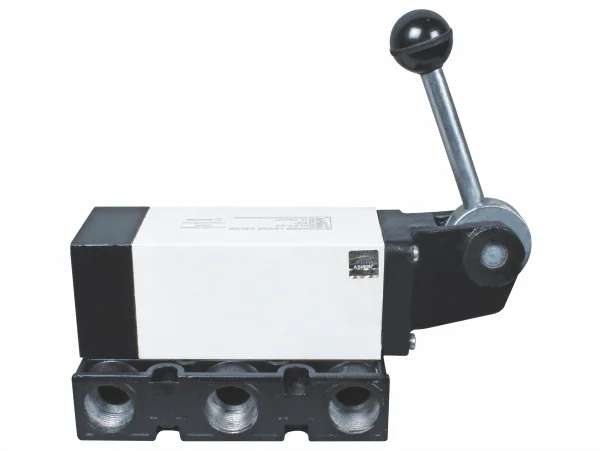 5-2-Poppet-hand-lever-valve4